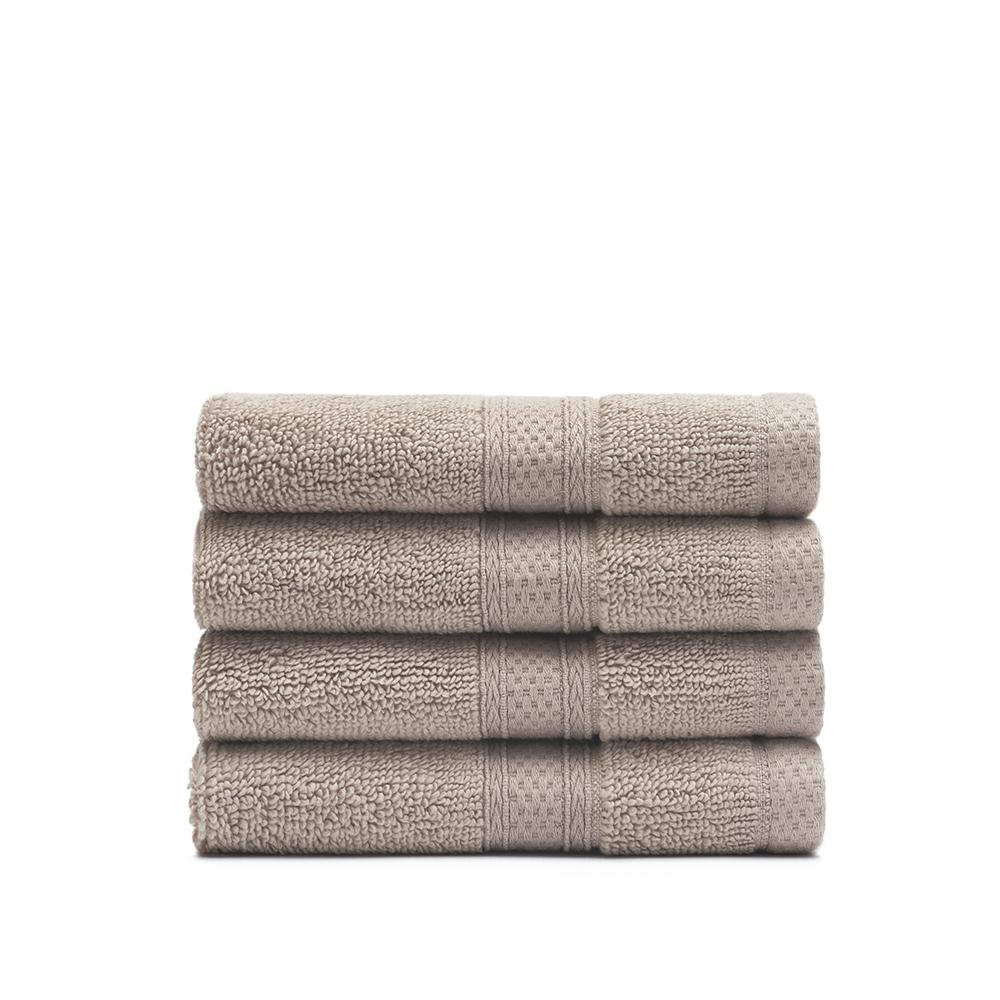 Lynova Towels